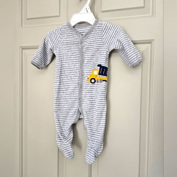 3/$20 Carters Terry Fleece Sleeper 3m - Picture 1 of 4